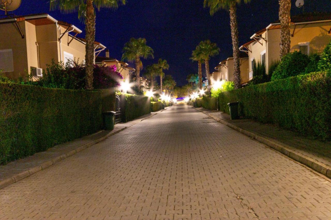Paradise Town Villa Lucky Belek Exterior foto